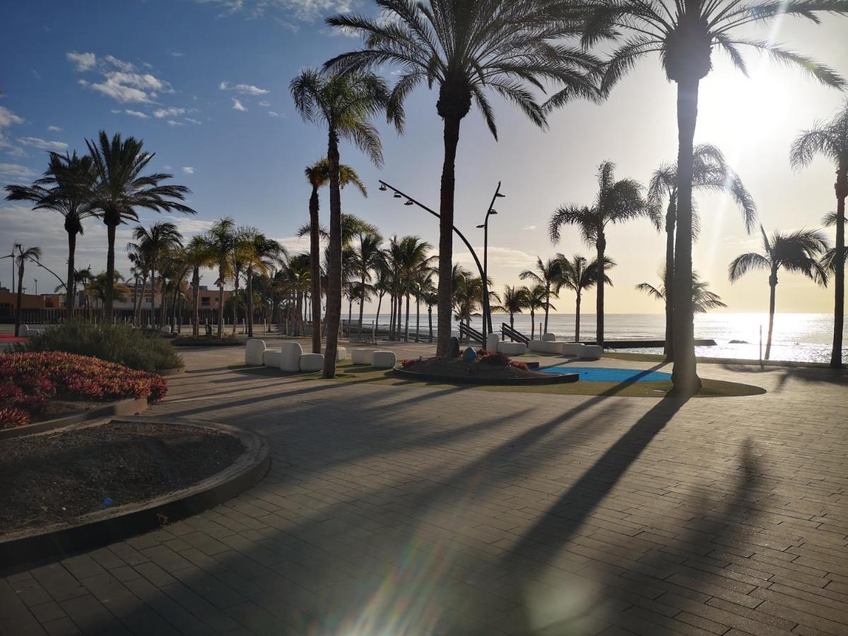 Modern House With 2 Bedrooms Near The Beach Castillo del Romeral エクステリア 写真