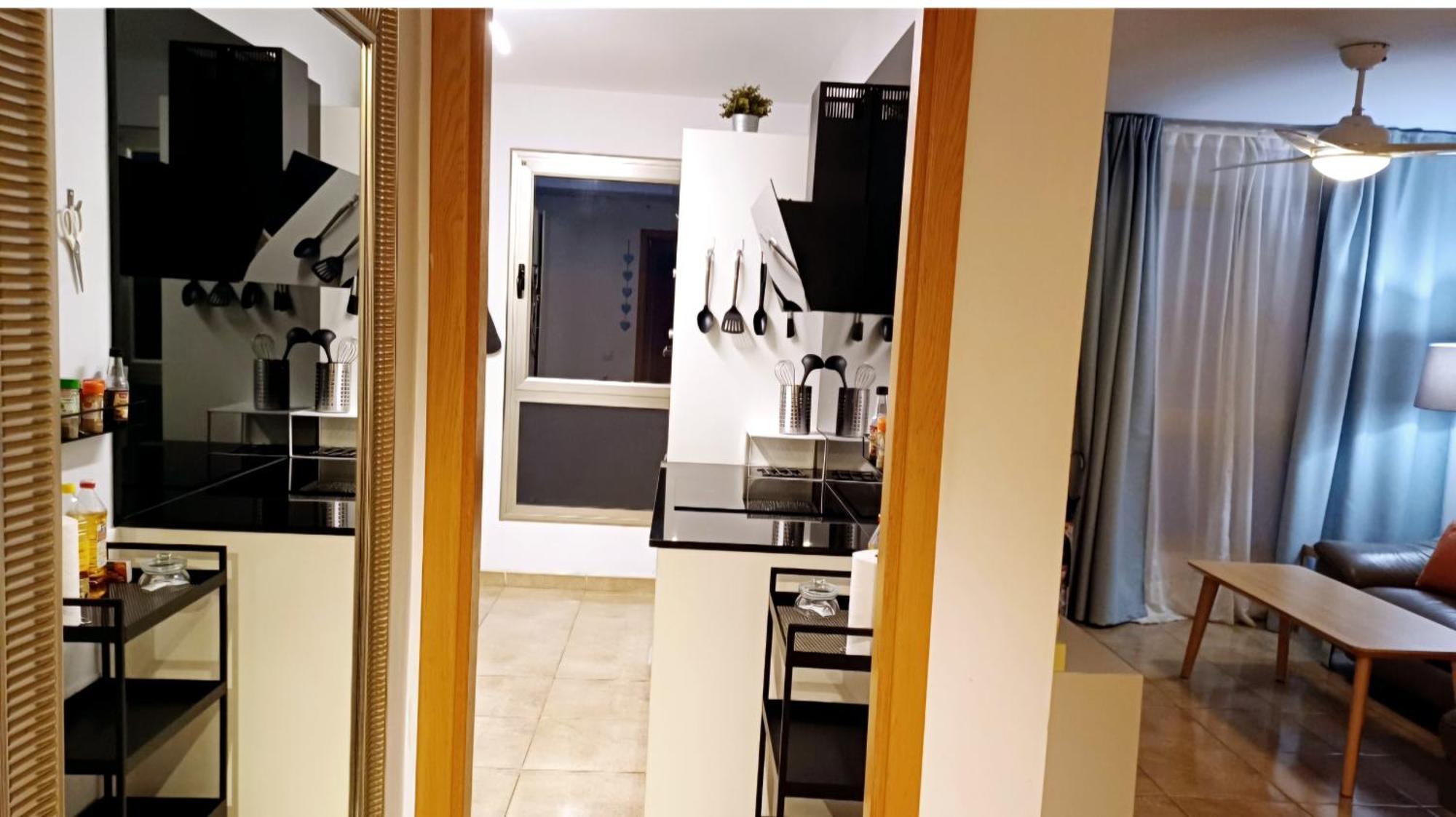 Modern House With 2 Bedrooms Near The Beach Castillo del Romeral エクステリア 写真