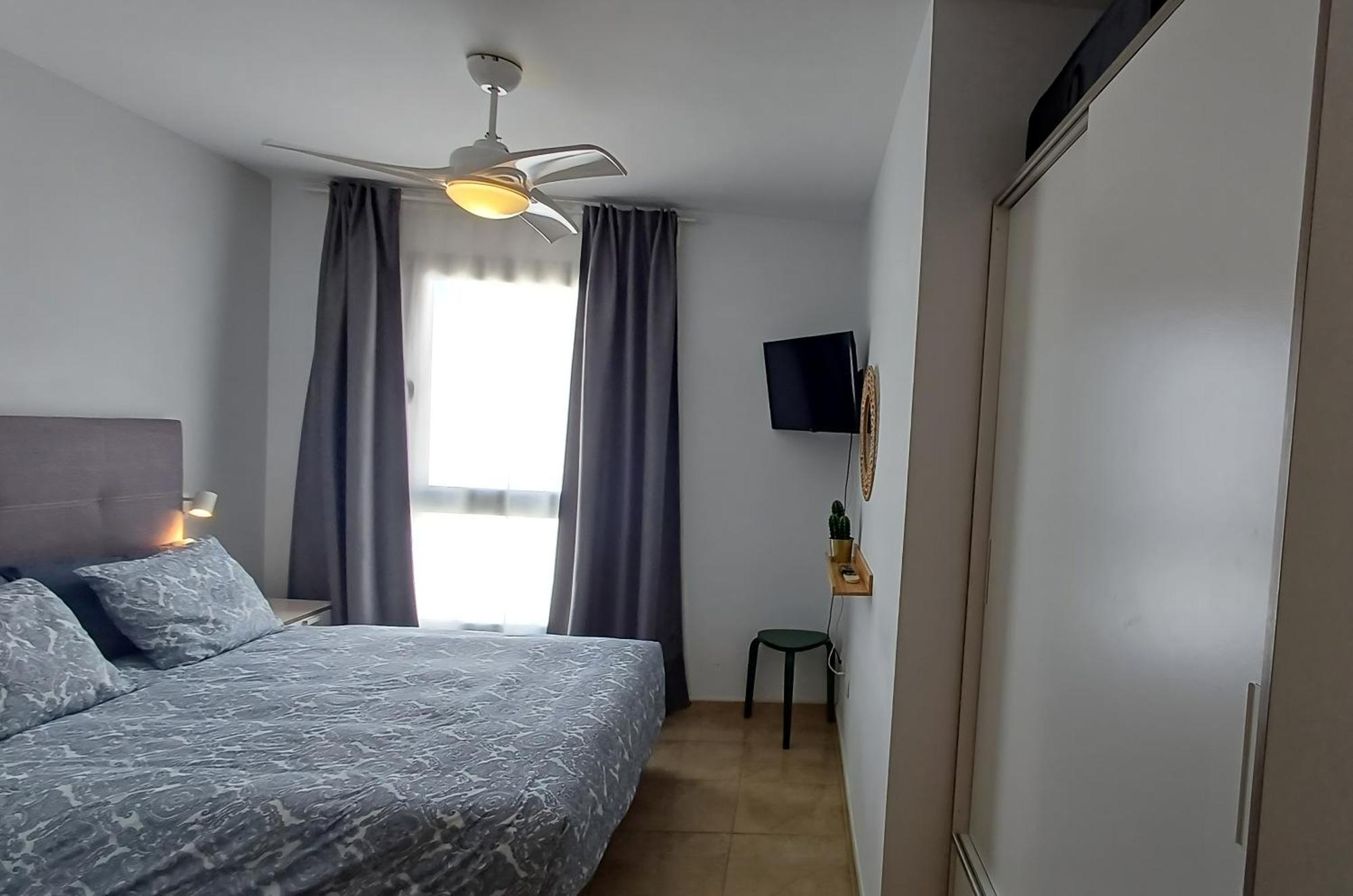 Modern House With 2 Bedrooms Near The Beach Castillo del Romeral エクステリア 写真
