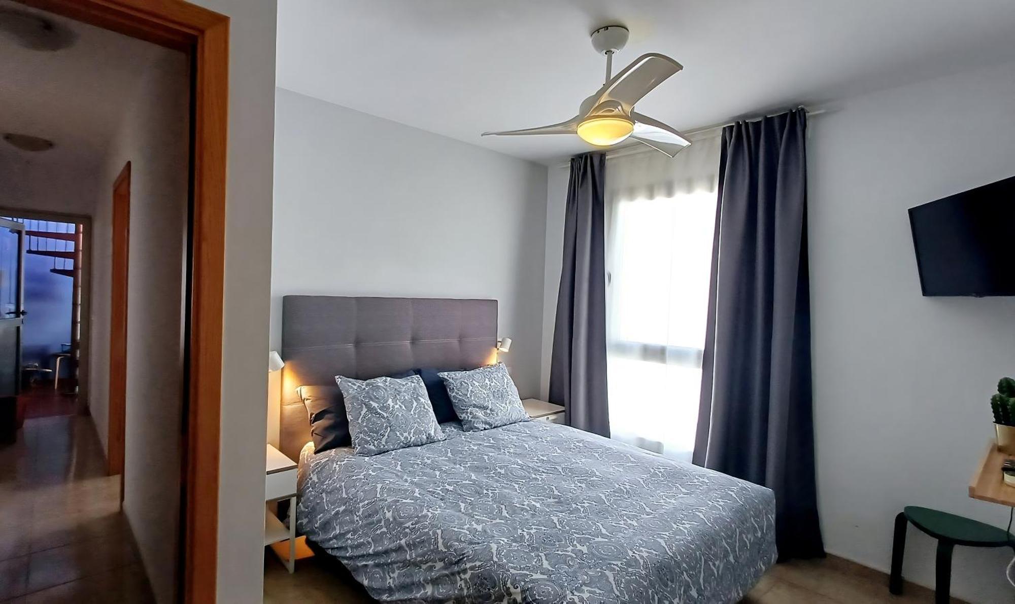 Modern House With 2 Bedrooms Near The Beach Castillo del Romeral エクステリア 写真