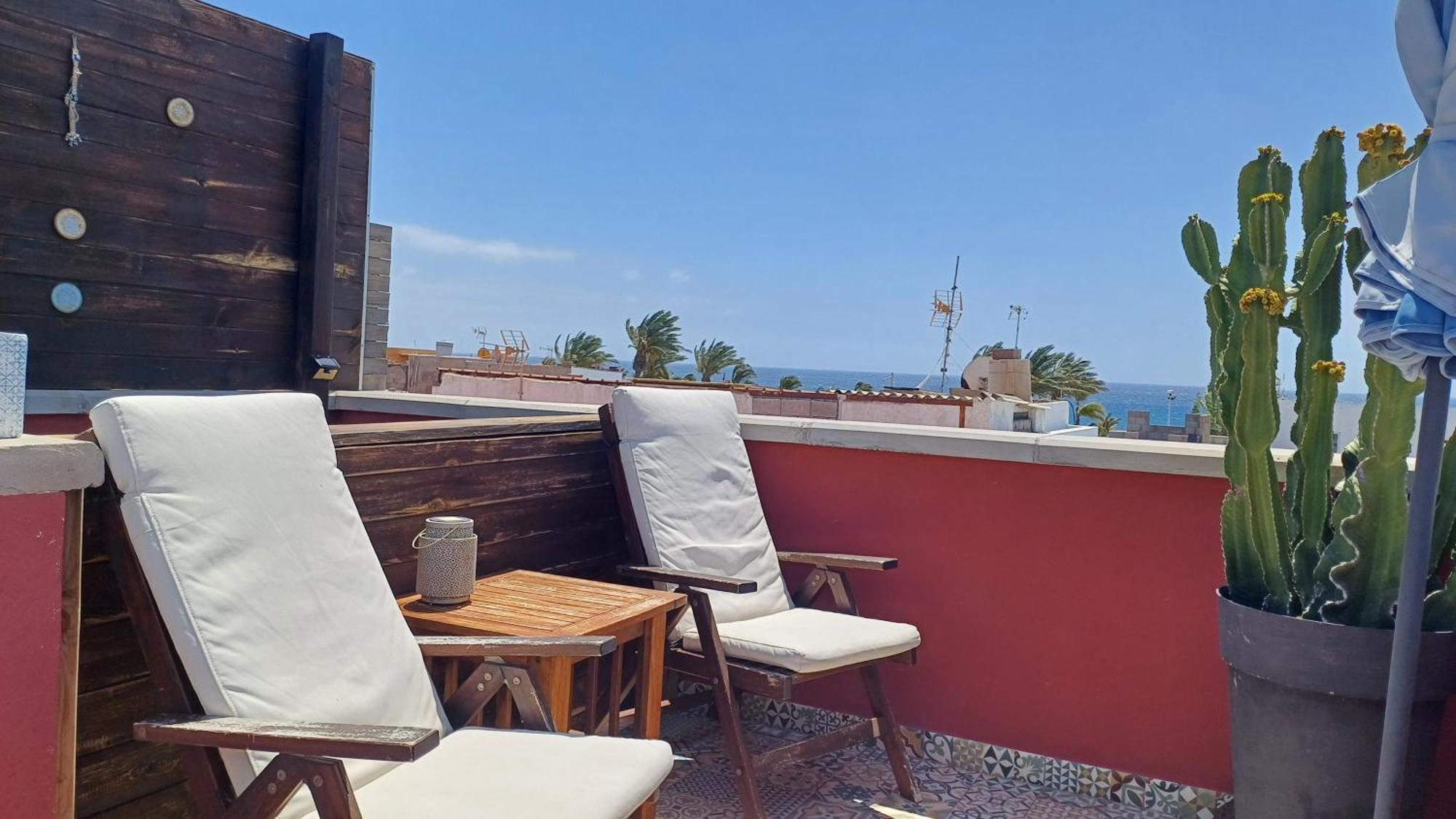 Modern House With 2 Bedrooms Near The Beach Castillo del Romeral エクステリア 写真